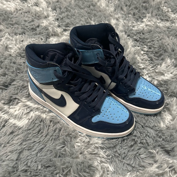AUTHENTIC UNC JORDAN 1 HIGHS - Picture 1 of 10